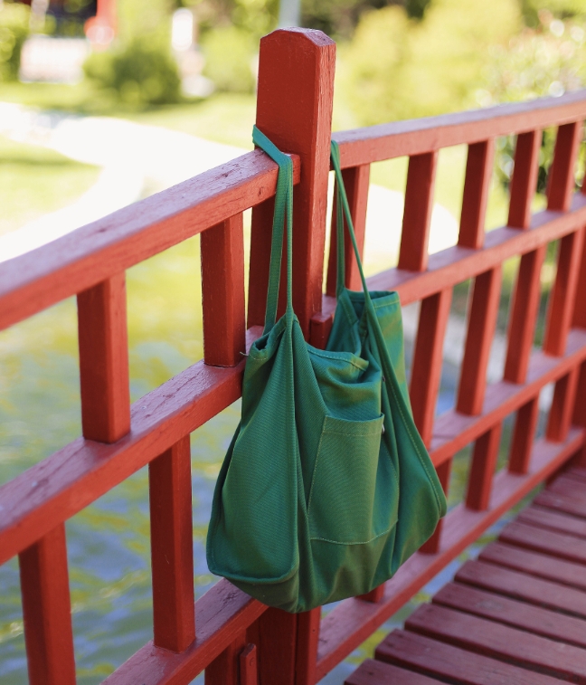 Join the green revolution with Decentcustom's sustainable custom products
