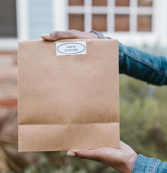 Dive into how personalized boxes can boost your restaurant's sales