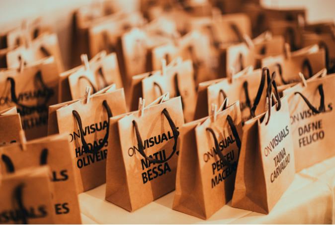 Elevate your pharmacy brand with our custom prescription bags and labels