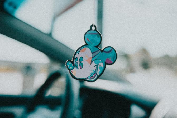 Unlock the power of scents and make every ride unforgettable