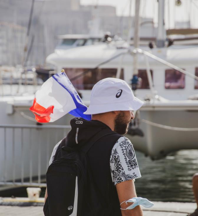 Navigating the High Seas: Elevate Your Marina with Custom Boating Theme Gear